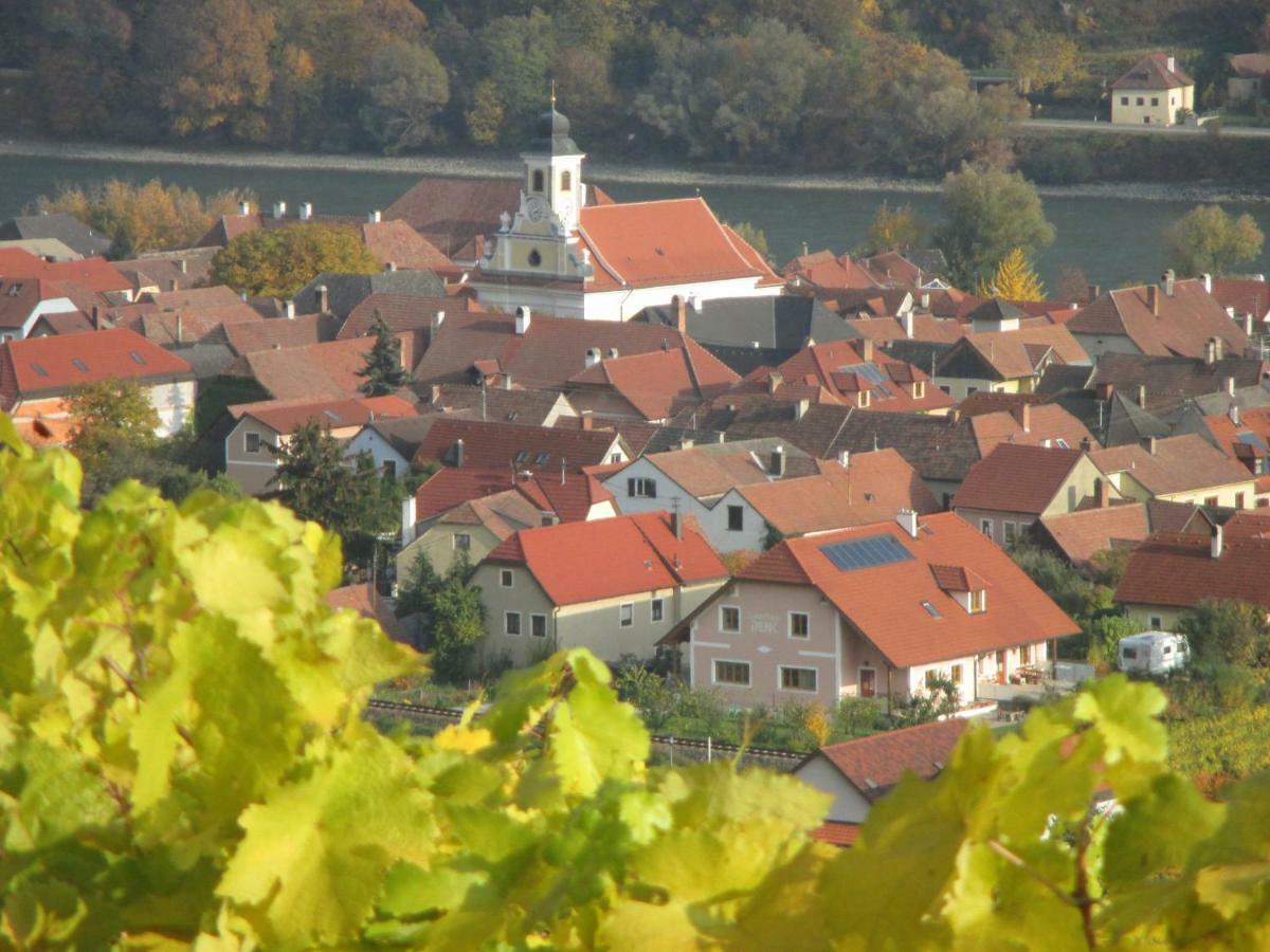 Gaestehaus Rudolf U. Sandra Denk Wösendorf Exteriér fotografie